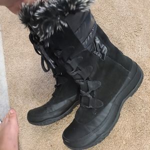 EUC North Face Snow Boots